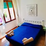 Casa Silvia Trilo Calagavetta Tatil Evi *