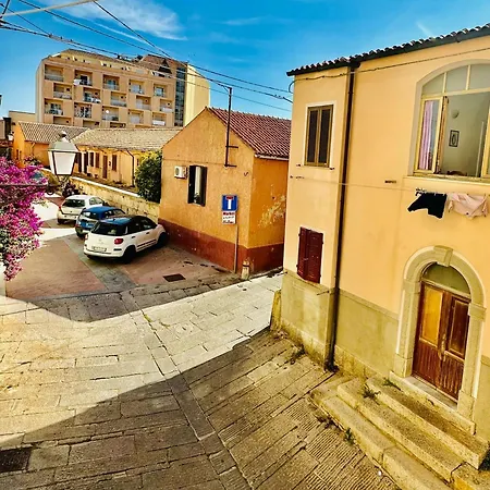 Casa Silvia Trilo Calagavetta Hébergement de vacances *